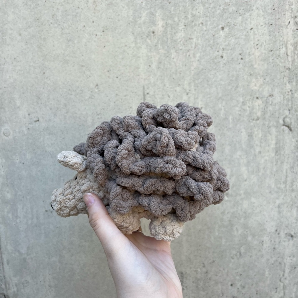 Three hearts and a Hedgehog. Handmade (crochet). Comes from a smoke free home - Picture 6 of 6